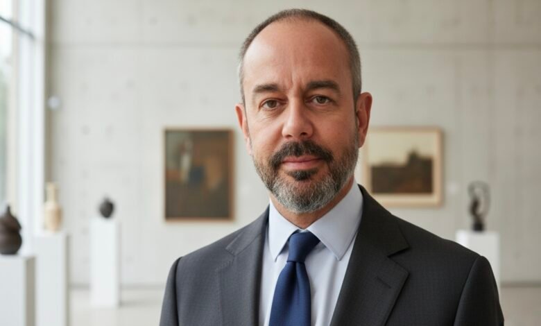 David Martinez businessman portrait – Mexican investor and founder of Fintech Advisory”