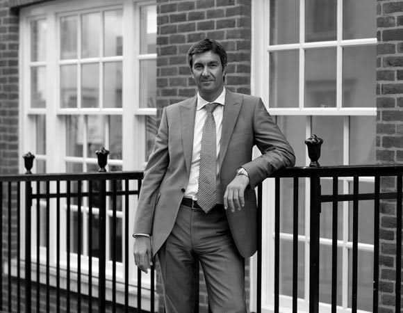 Portrait of Patrique Habboo, interim management expert and managing partner of Matrix Interim Management